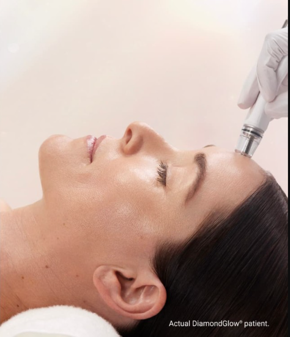 DiamondGlow® Facial